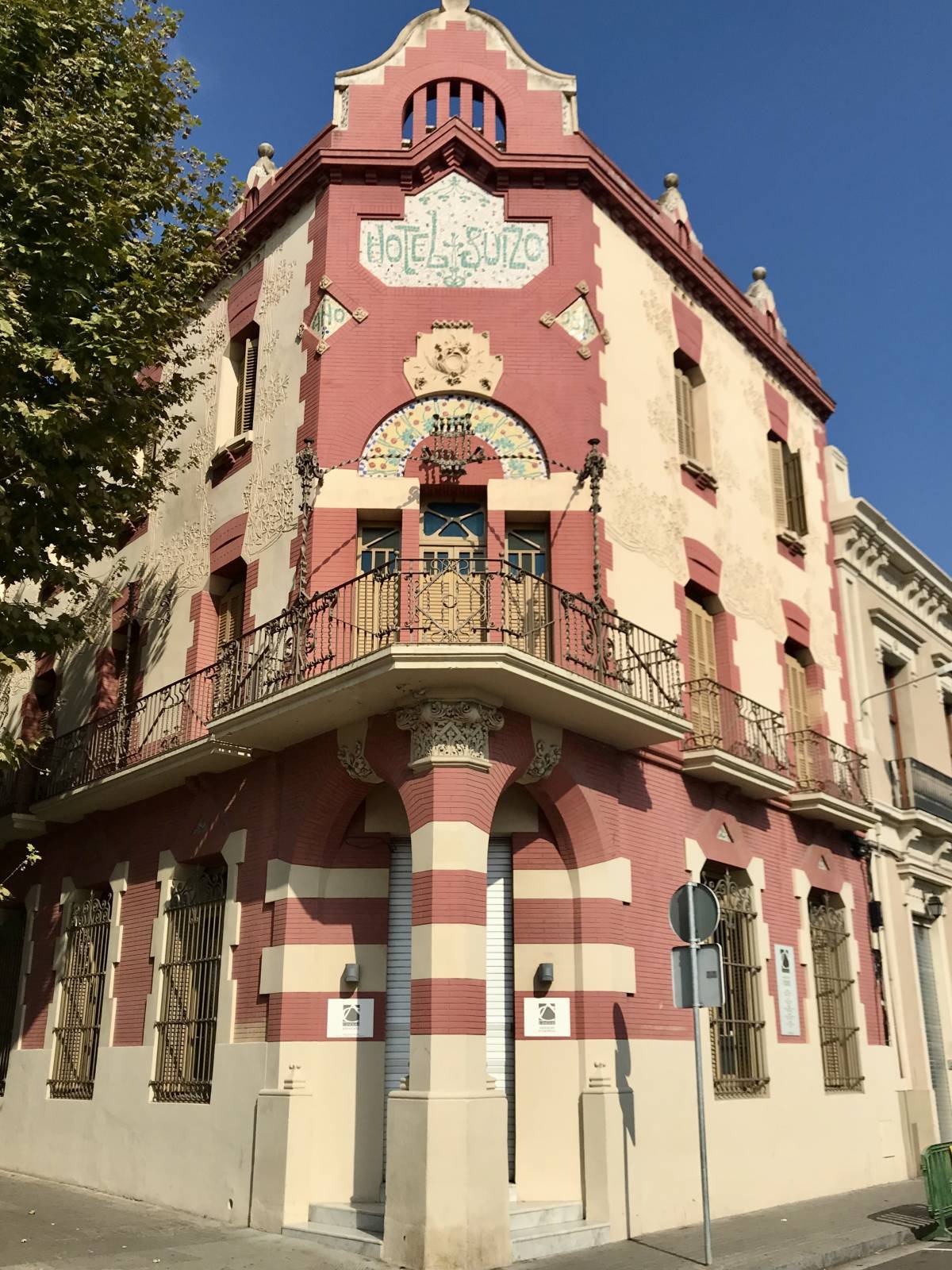 Hotel Suís - Hotel Suís