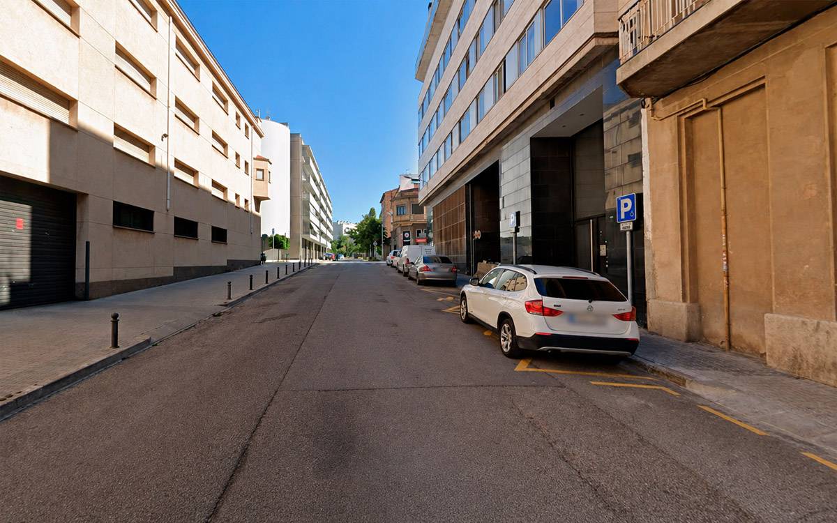 Tallaran tres setmanes el carrer Dibuixant Joan Vilanova per renovar el clavegueram