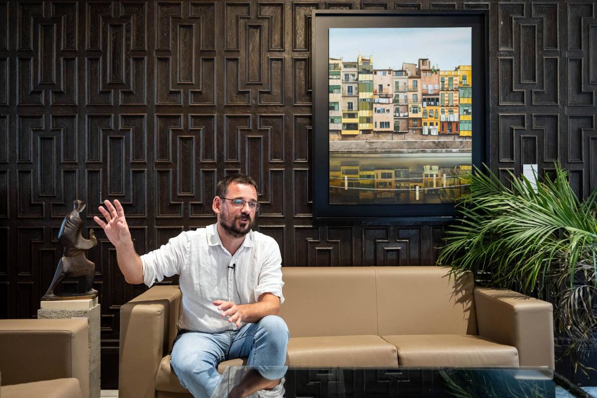Lluc Salellas, durant l`entrevista amb Nació - Hugo Fernández Lluc Salellas, durant l`entrevista amb Nació