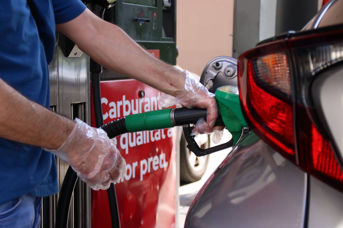 Resignació per la pujada del preu de la benzina amb l’inici de l’agost