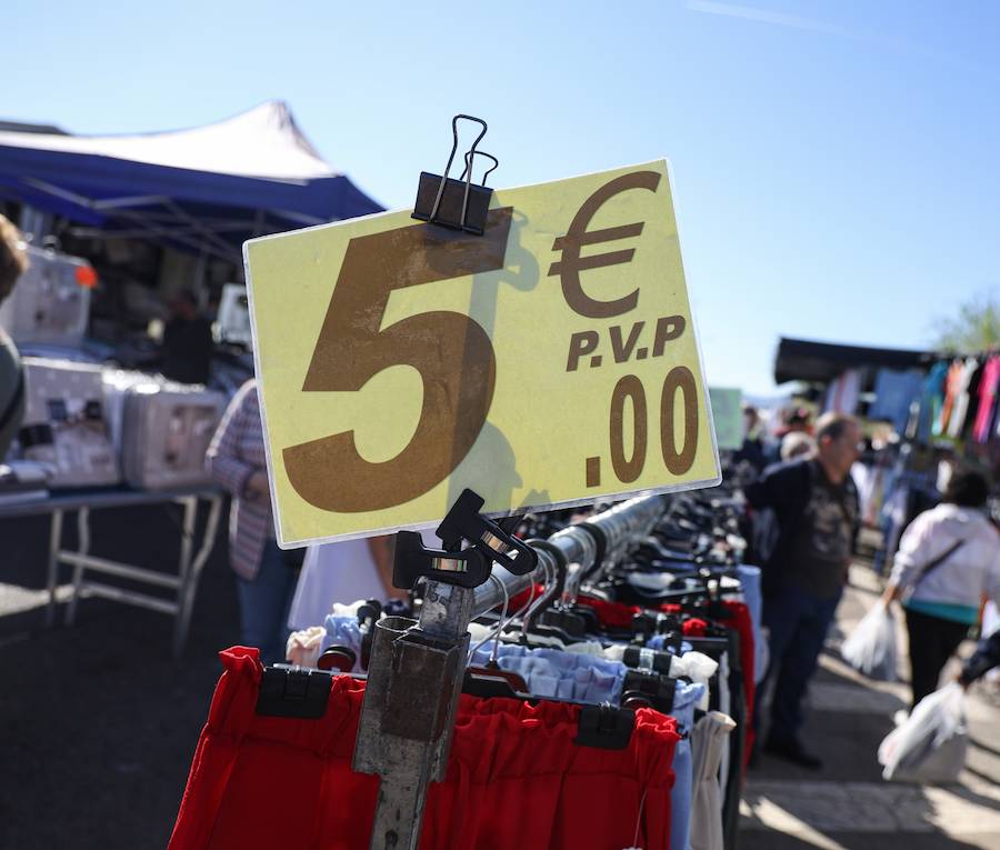 Marxants de Campoamor reclamen més vigilància i esperen amb 