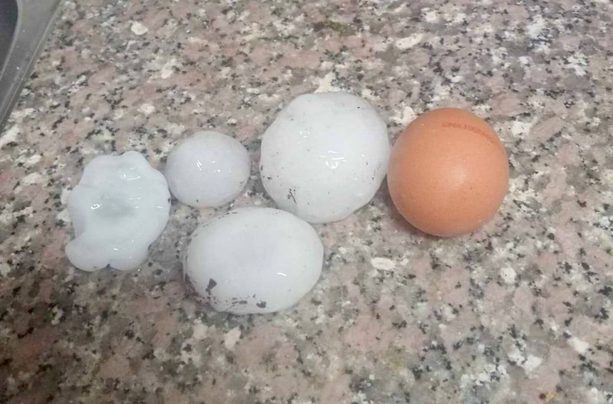 Pedres com ous: avís vermell del Meteocat per temps violent