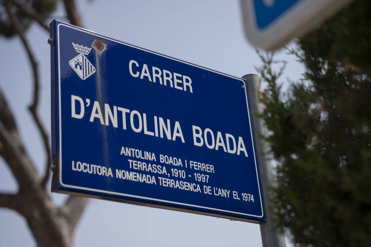 Carrer d`Antolina Boada - ALBERTO TALLÓN Carrer d`Antolina Boada