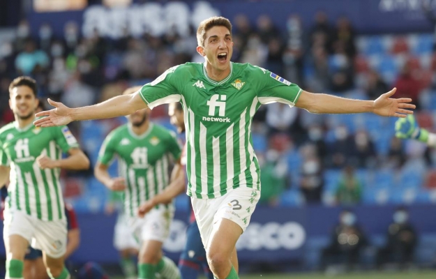 Edgar González, experiència de Primera per a la defensa del CE Sabadell