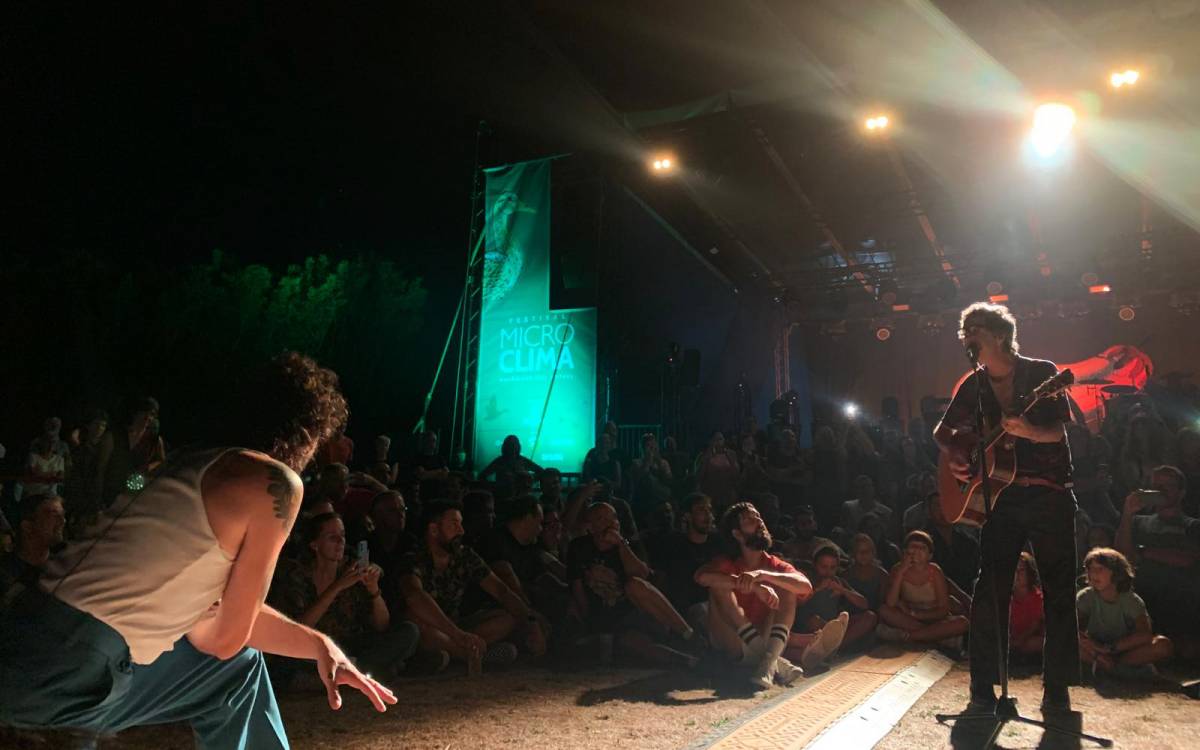 Concert de Sidonie al Festival Microclima de Camprodon 2026. - Irene Giménez Concert de Sidonie al Festival Microclima de Camprodon 2026.