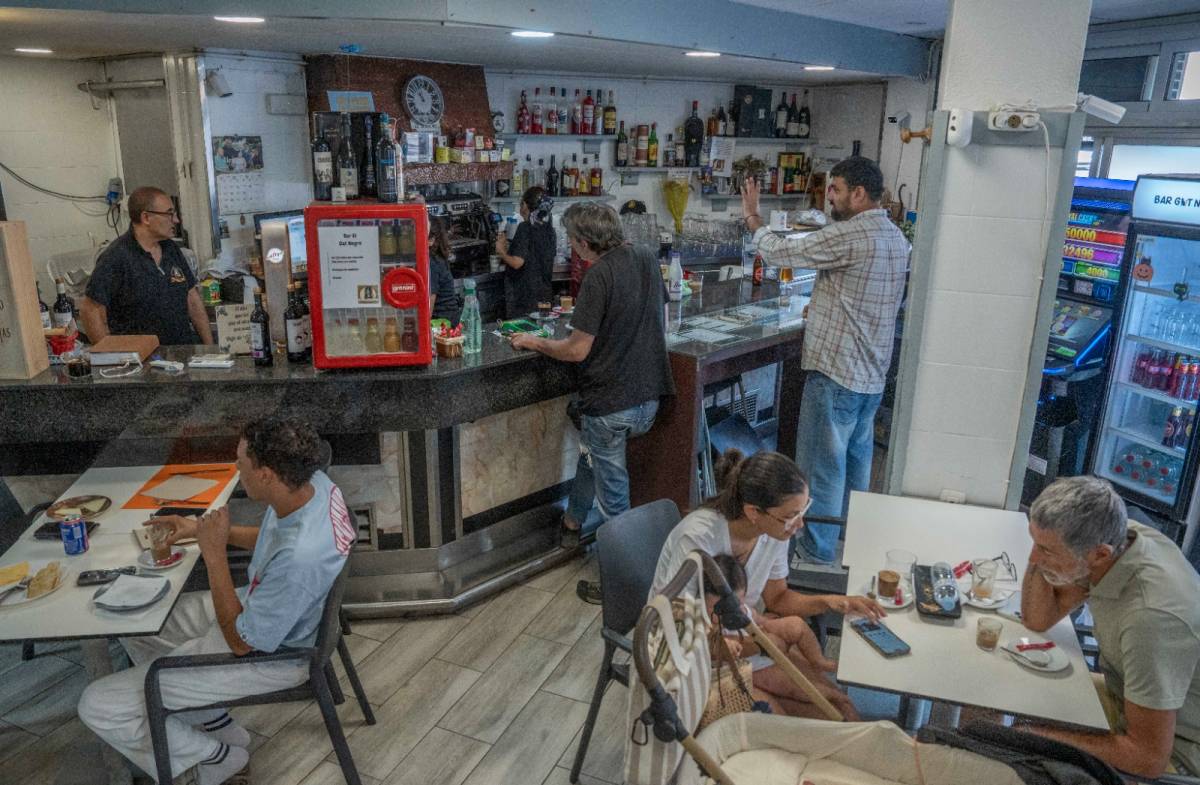 El Gat Negre, un clàssic renovat: "Vaig treure els tamborets de la barra per evitar problemes"