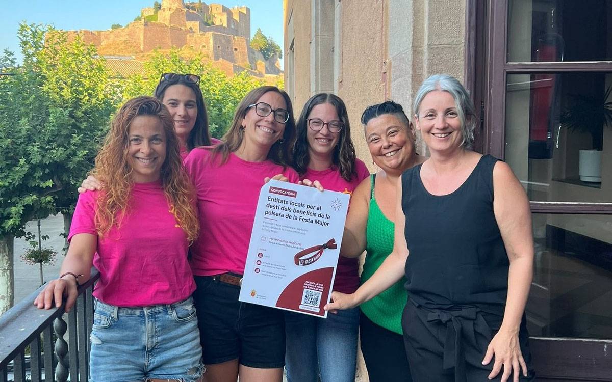 Cardona destinarà la polsera de la Festa Major a homenatjar les dones pioneres del Correbou