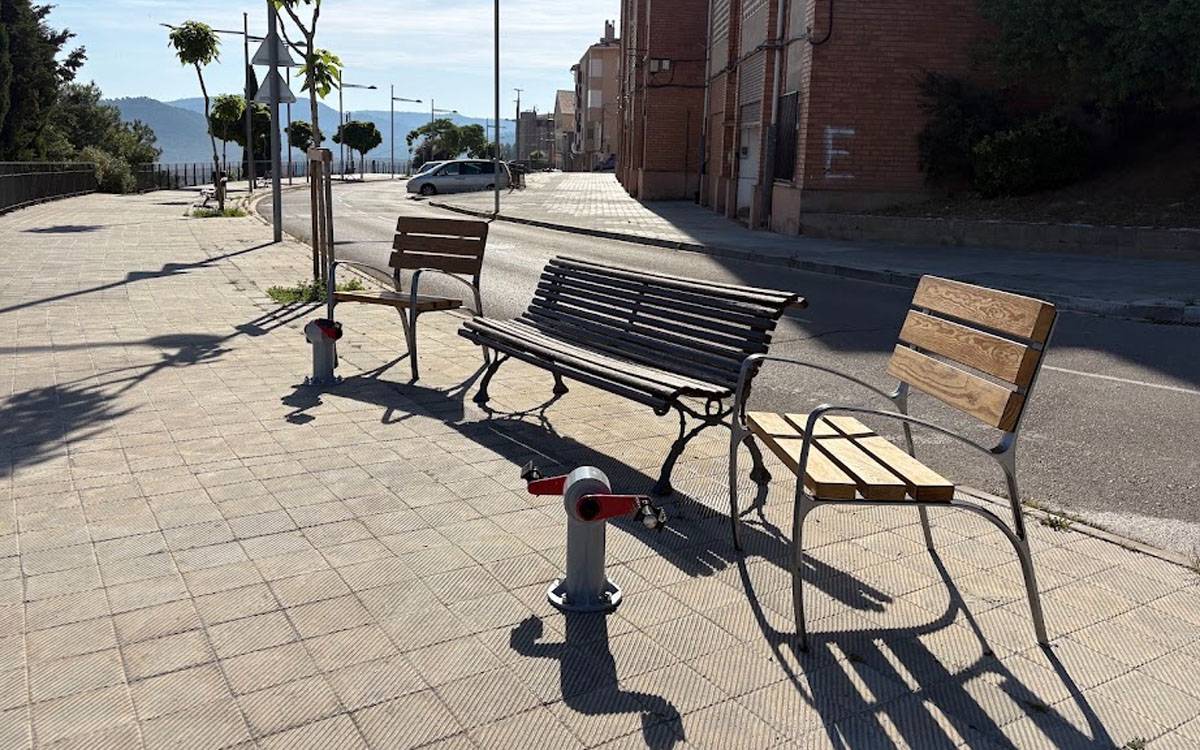 Cardona instal·la nous espais saludables per promoure l'activitat física i la mobilitat sostenible