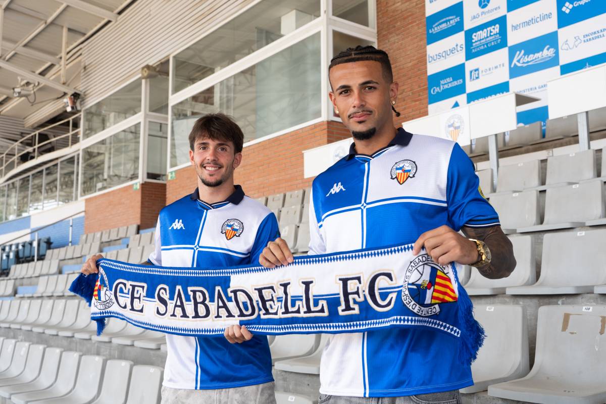 Moreno i Català han estat presentats com a nous futbolistes arlequinats - David Chao Moreno i Català han estat presentats com a nous futbolistes arlequinats