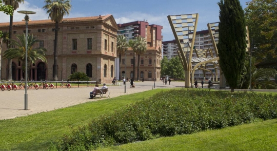Investiguen la mort violenta d'un home a ple carrer a Nou Barris