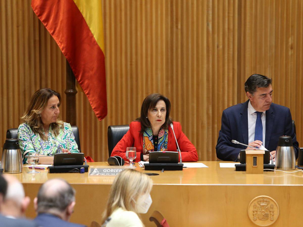 Els ministres Marlaska, Albares, Robles i Bolaños demanen comparèixer al Congrés per parlar de Ceuta