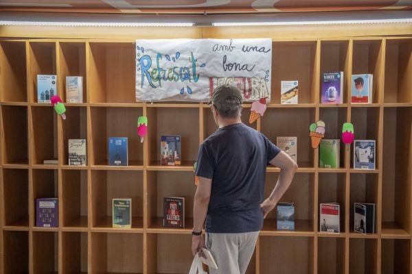 Biblioteques a l'estiu, refugis climàtics, culturals i socials: 