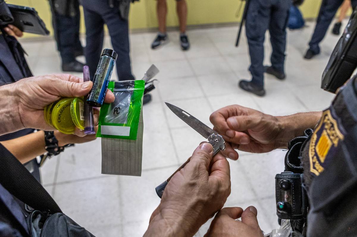 Operació Kanpai a l`estació de Sabadell Nord