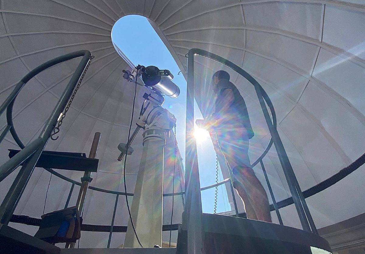 Un pont astronòmic de 121 anys: l’Observatori de l’Ebre apunta a l’eclipsi amb sis telescopis