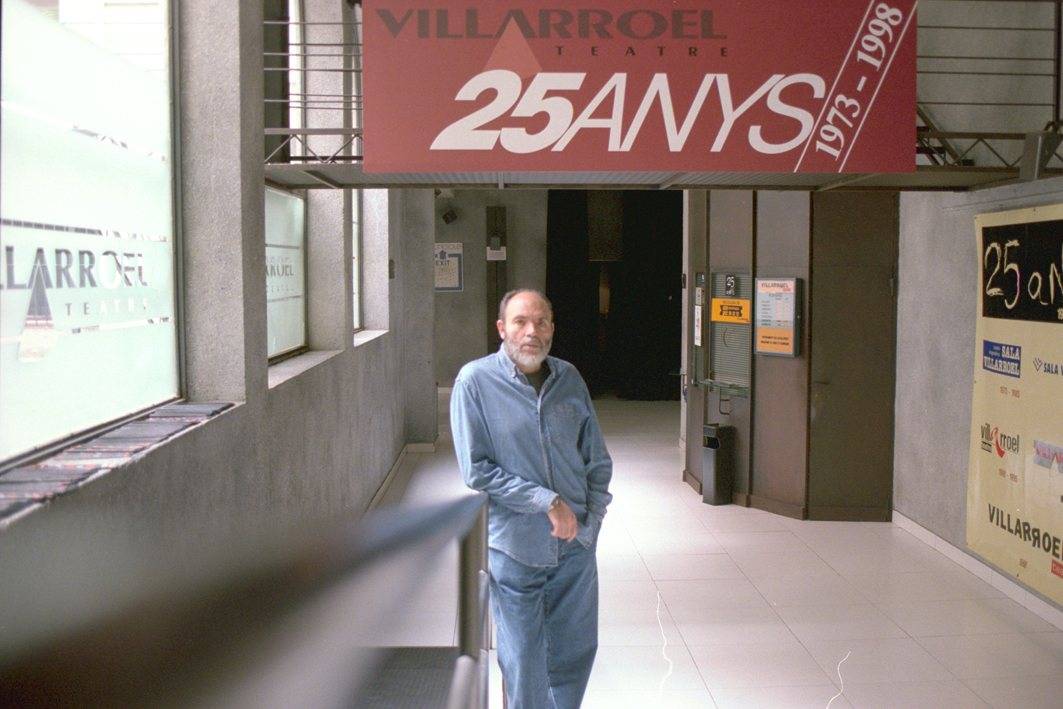 Mor Ángel Alonso Tomás, director de teatre i cofundador de La Villarroel, als 84 anys