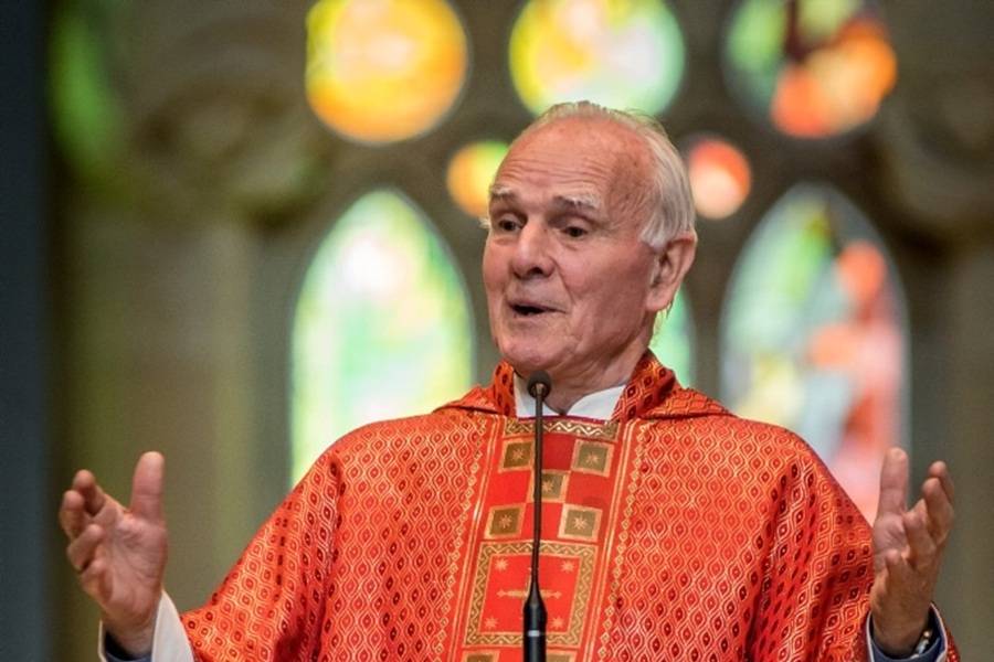 Mor el mossèn Lluís Bonet, rector de la Sagrada Família i antic vicari episcopal a Sabadell