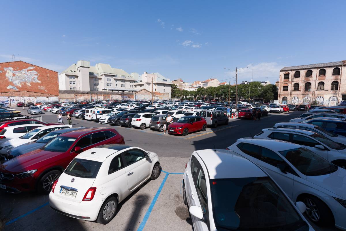 FOTOS | La zona blava ja és gratuïta a Sabadell, i es nota