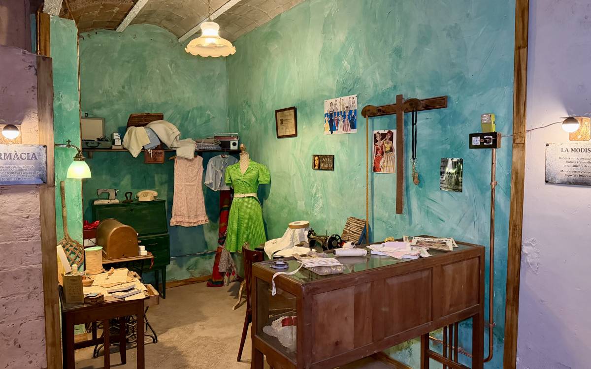 Com eren les botigues de Vic fa 60 anys? Un nou espai museïtzat recrea antics comerços de la ciutat