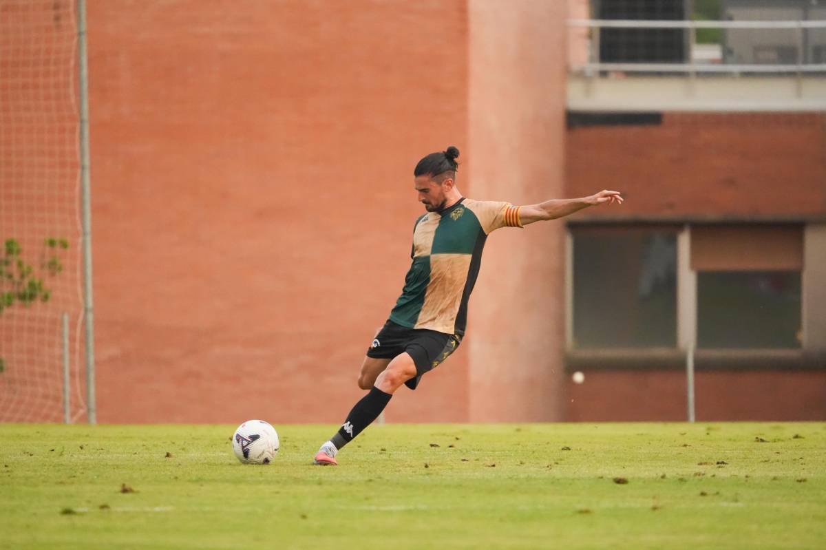 Albert 'Urri': "Debutar al futbol professional és com un somni per mi"