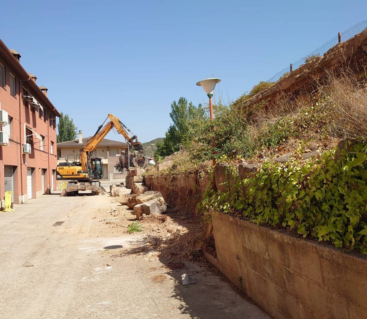 Solsona comença les obres per estabilitzar el mur entre els carrers Busa i Turp