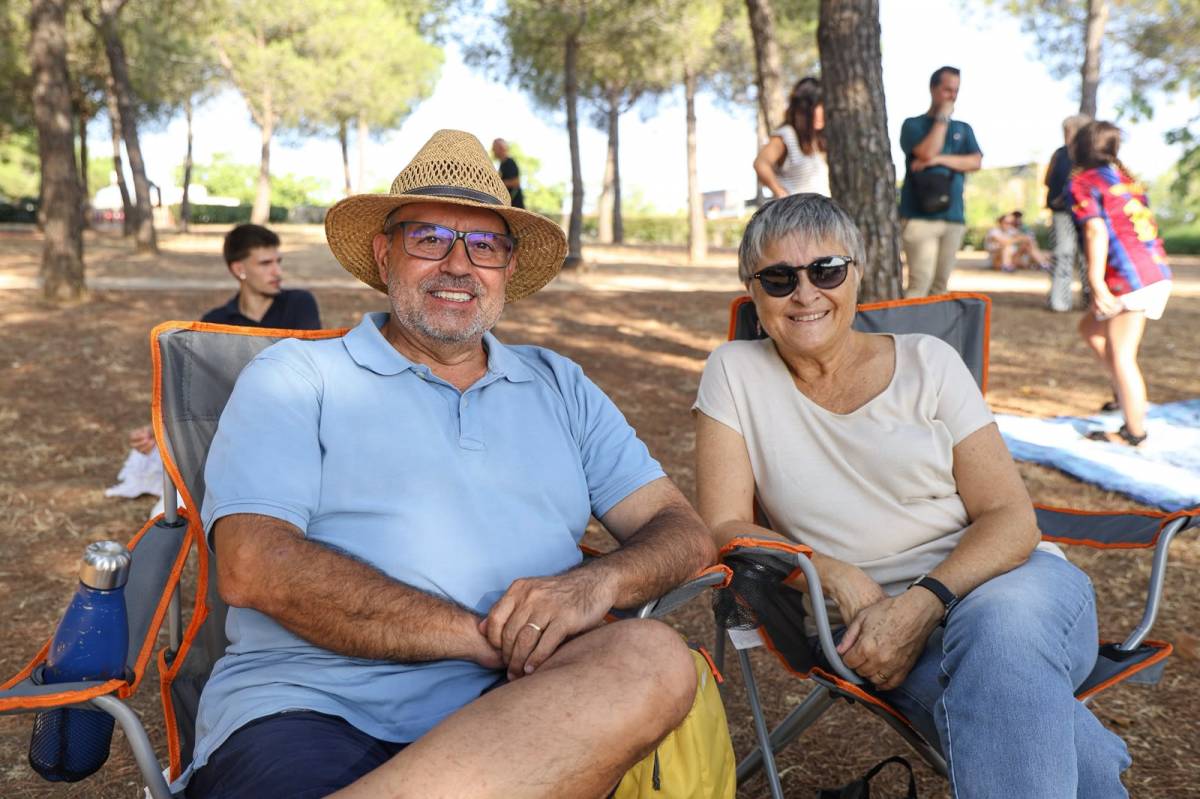 Expectació per l`eclipsi a Sabadell - Víctor Castillo Expectació per l`eclipsi a Sabadell