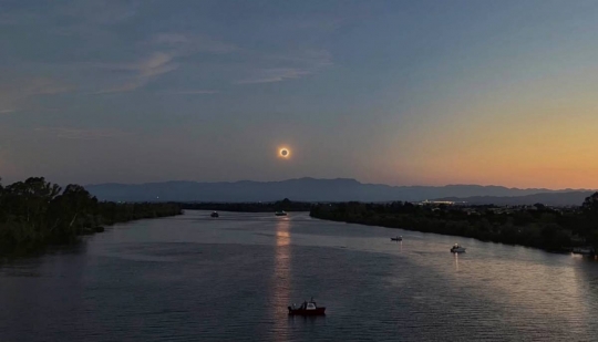 El Meteocat amplia i intensifica els avisos per calor extrema: 34 comarques en alerta