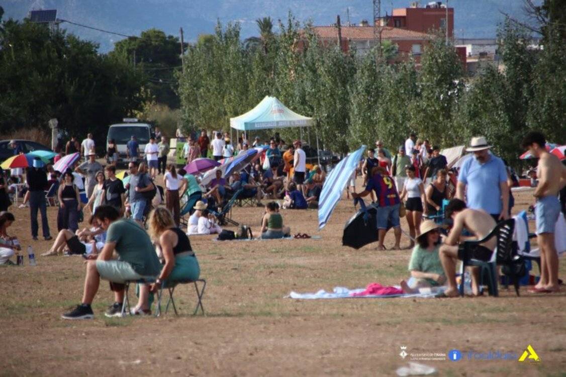 La tarda de l`eclipsi total de Sol a l`Aldea. - Ajuntament de l`Aldea La tarda de l`eclipsi total de Sol a l`Aldea.