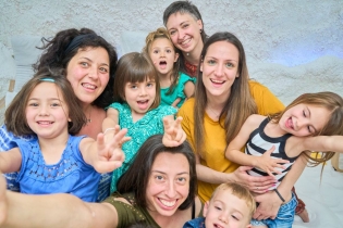 Marxes de vacances amb amics o familiars? Consells i límits per una bona convivència