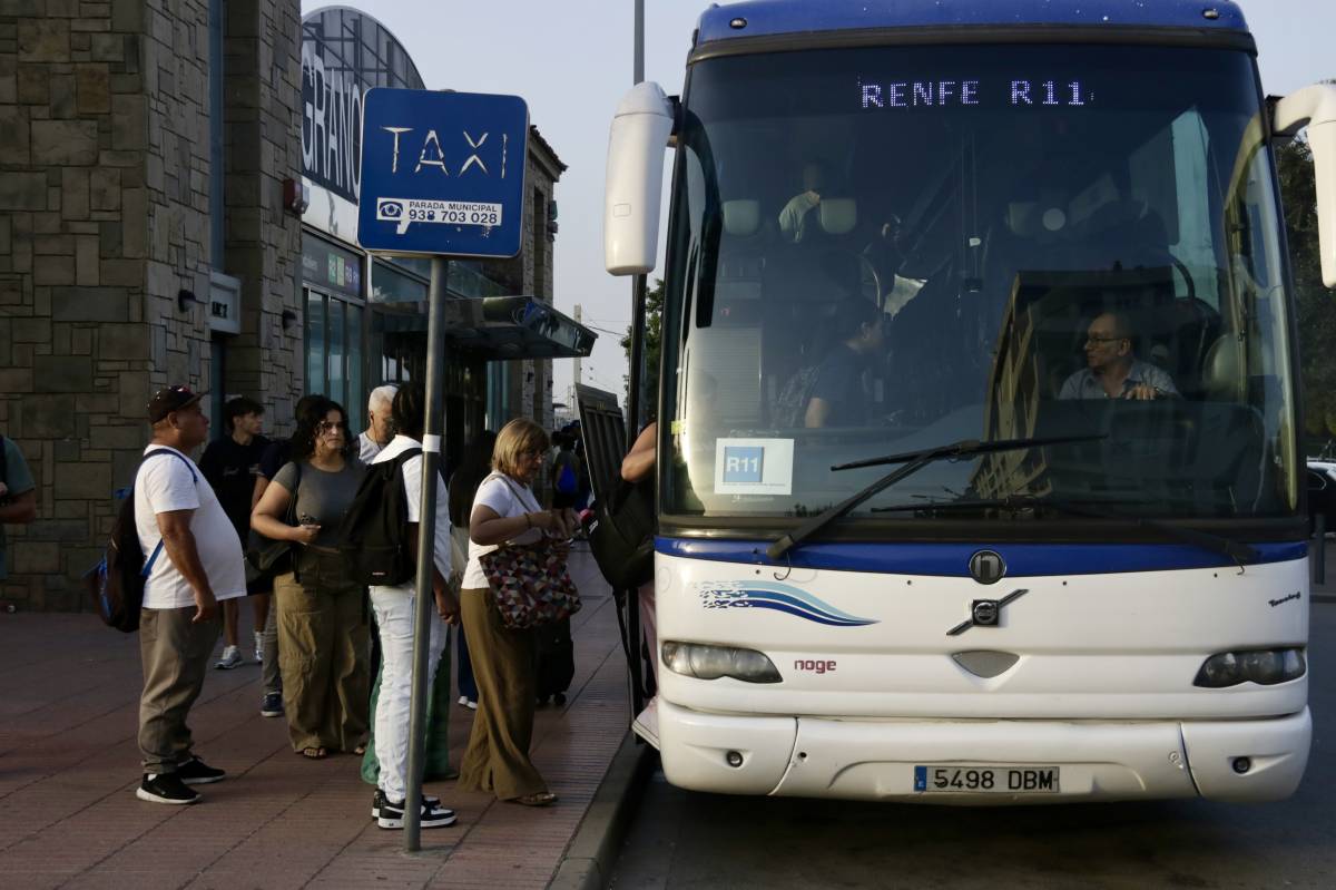 Renfe programa autobusos entre la Garriga i Puigcerdà per reforçar el servei de l’R3