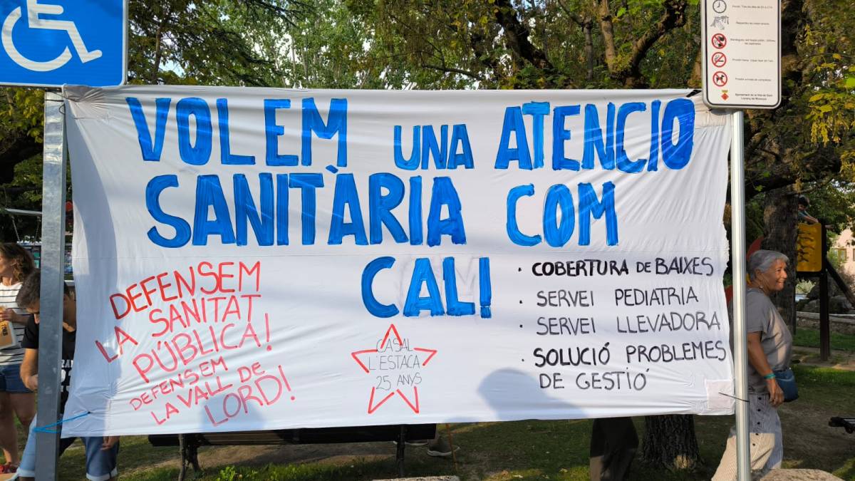Pancarta de la concentració - Casal L`Estaca Pancarta de la concentració