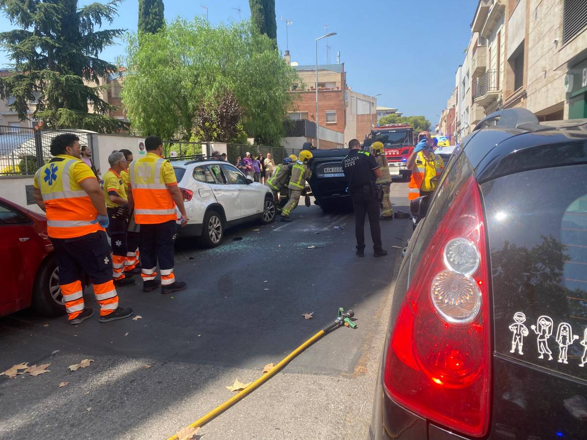 Accident de trànsit al carrer de Borràs de Sabadell - D.S. Accident de trànsit al carrer de Borràs de Sabadell