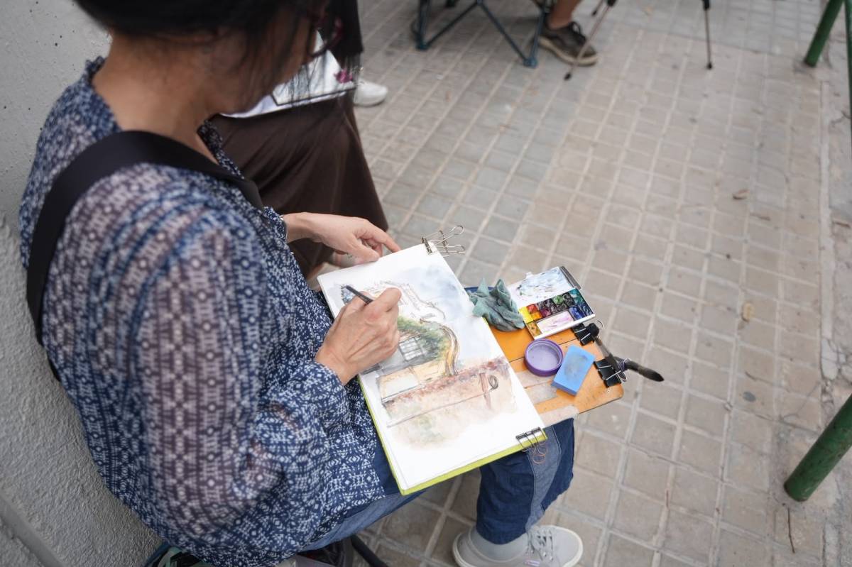 La vuitena edició del Drink & Draw a la Casa Montlló - DAVID CHAO La vuitena edició del Drink & Draw a la Casa Montlló