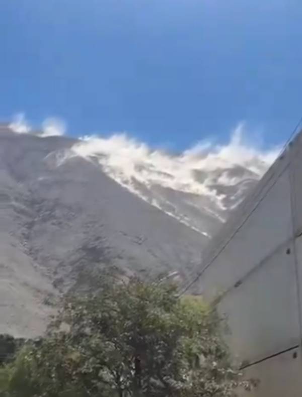 Un terratrèmol de magnitud 7,2 sacseja el sud del Perú