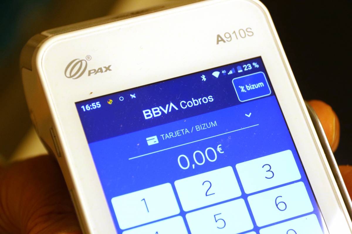 Bizum s'estrena als comerços sense impacte entre els clients: «No te'l demanen»