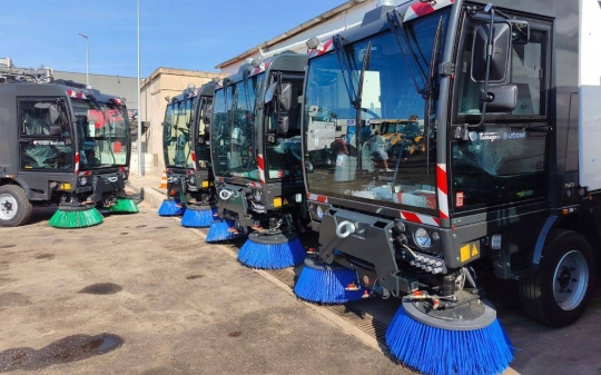 Tarragona reforça el servei de neteja viària amb 30 nous vehicles 