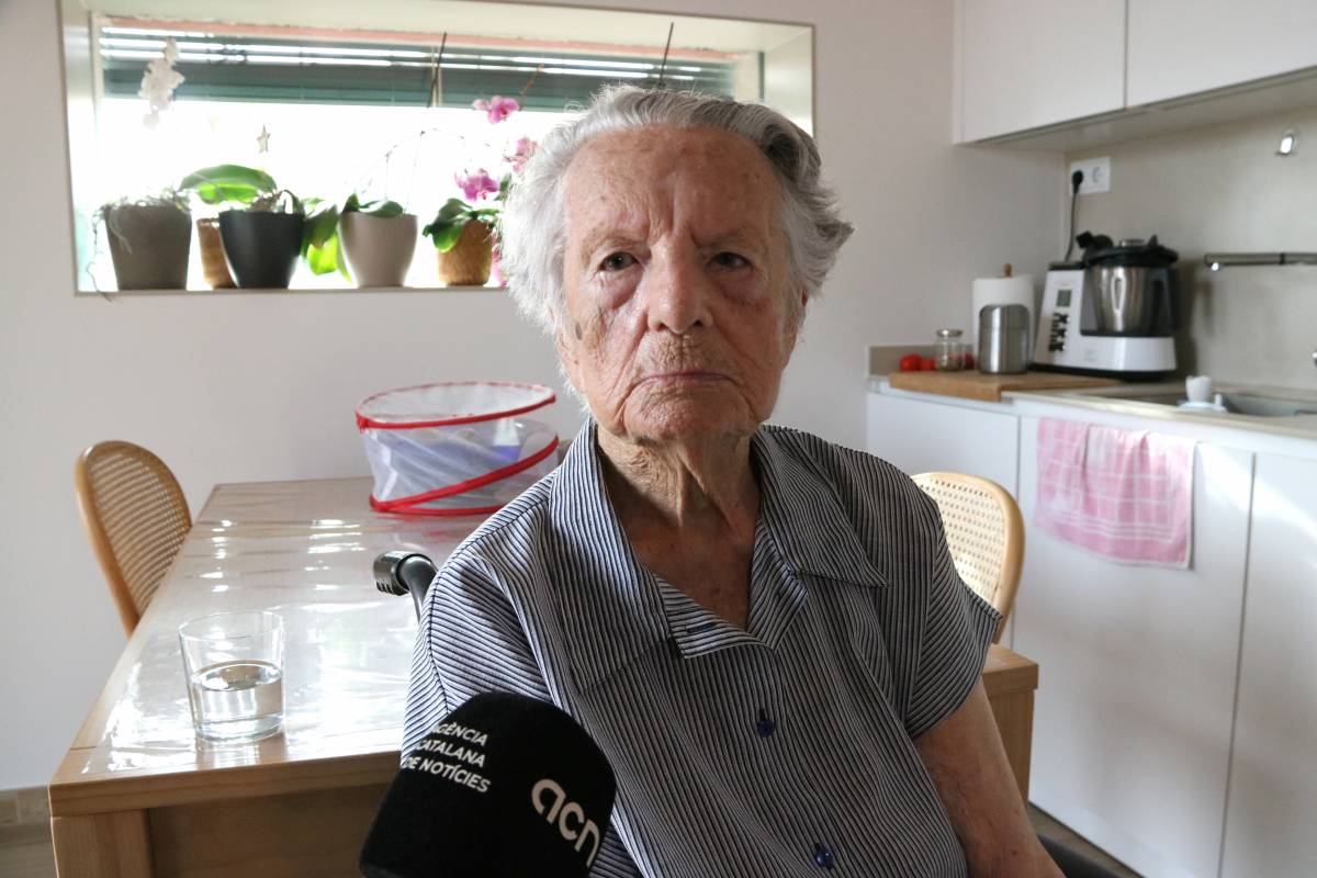 La dona més vella de Catalunya fa 112 anys: «Quan jo era petita, només hi havia un cotxe a Olot»