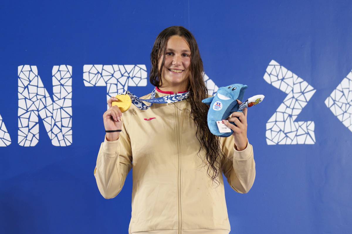 Ainhoa Campabadal regna al Mediterrani en el 200 lliure