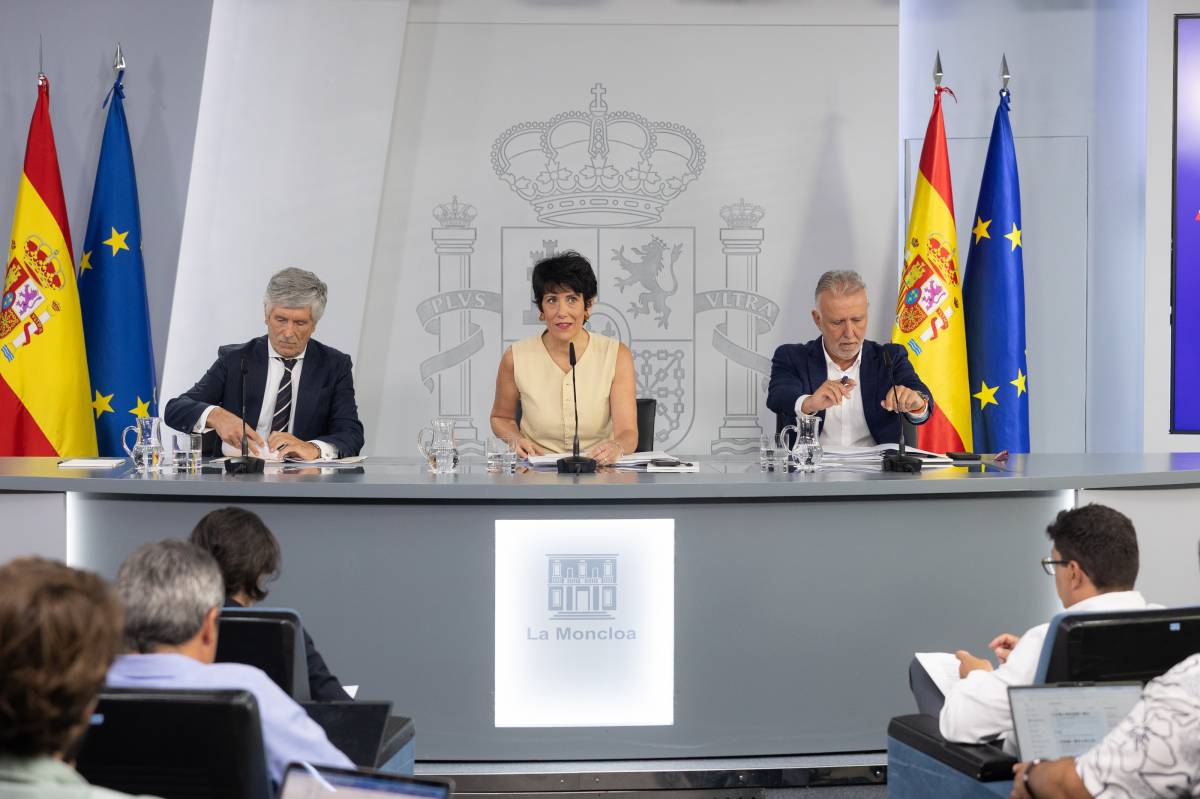 «La prioritat és la devolució»: la Moncloa endureix el discurs mentre prepara la reforma d’asil i estrangeria