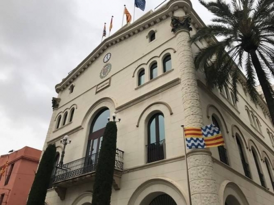 Detenen un home quan intentava robar al despatx d’una regidora de Badalona