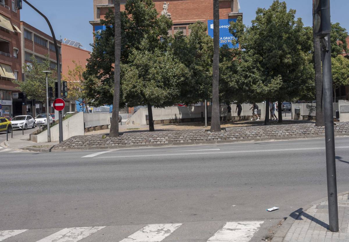 Plaça de Baltasar Ragón - Nebridi Aróztegui Plaça de Baltasar Ragón