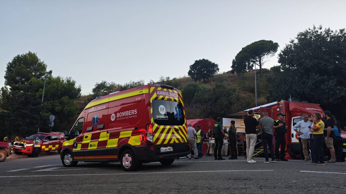 El foc envia el segon gran avís de l'estiu a Barcelona