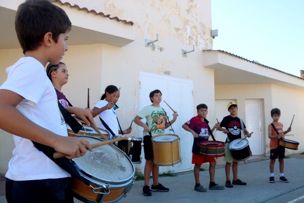 Cervera posa els infants a punt per a l’Aquelarre