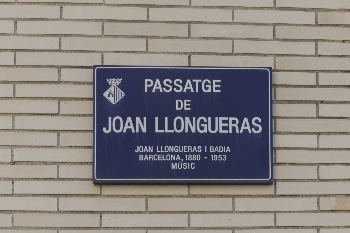 Placa de la plaça - Alberto Tallón