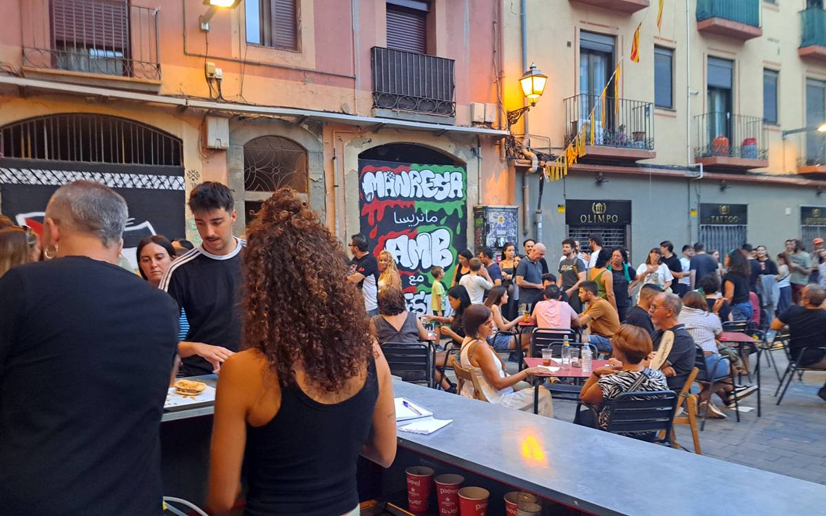 El Tap'Antic desborda el Barri Antic de Manresa amb més de 10.000 tapes servides