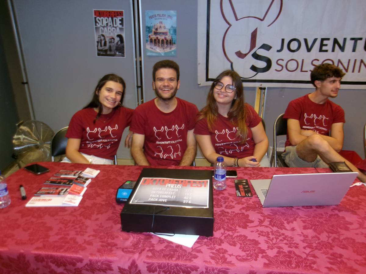La tropa de la Joventut solsonina - NacioSolsona La tropa de la Joventut solsonina