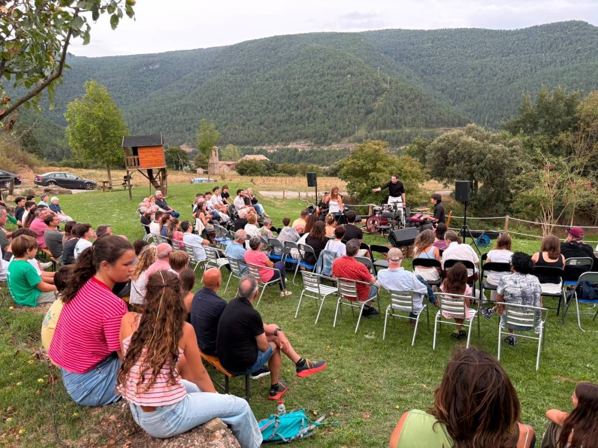 Cases Altes reuneix 130 persones a L’Espontani en la seva quarta edició, la més concorreguda fins ara