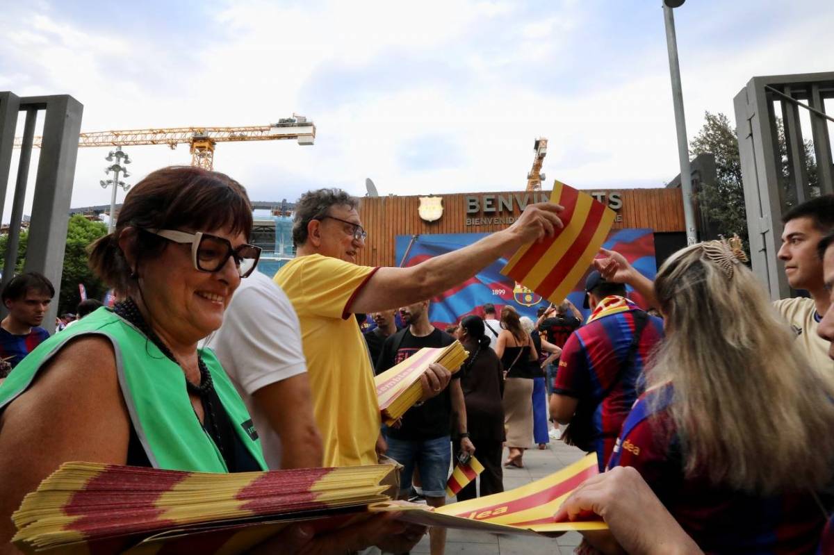 L'estelada recupera l'orgull al Camp Nou