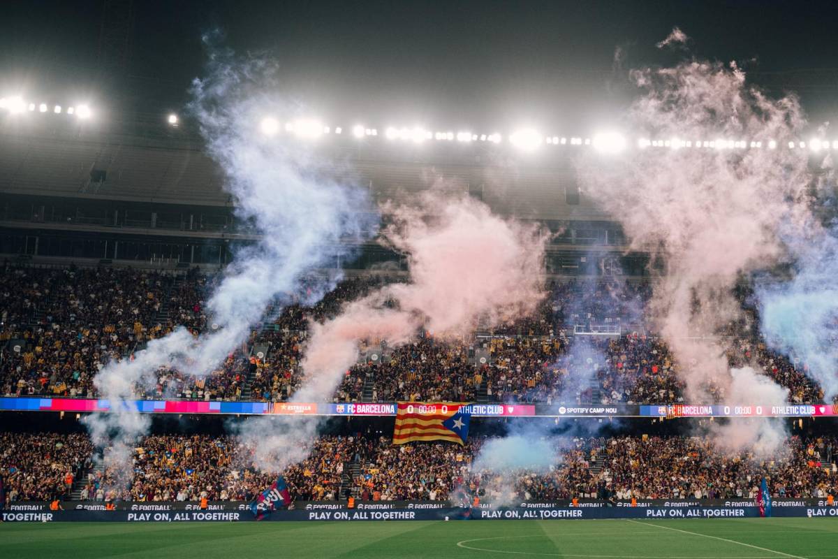 L'estelada recupera l'orgull al Camp Nou
