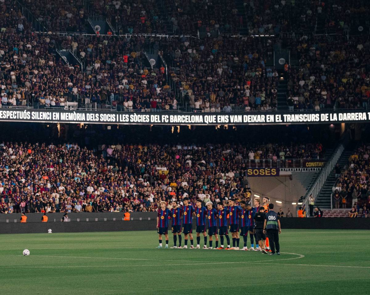 Triomf solvent del Barça en un partit farcit de reivindicació independentista