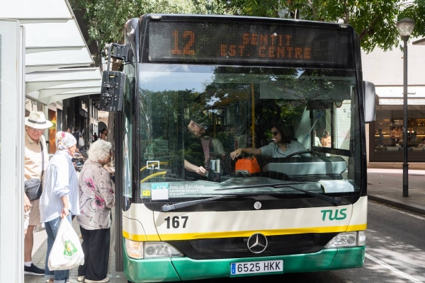 La línia L12 recupera el seu recorregut habitual